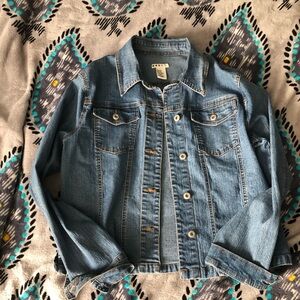 Stretchy denim jacket